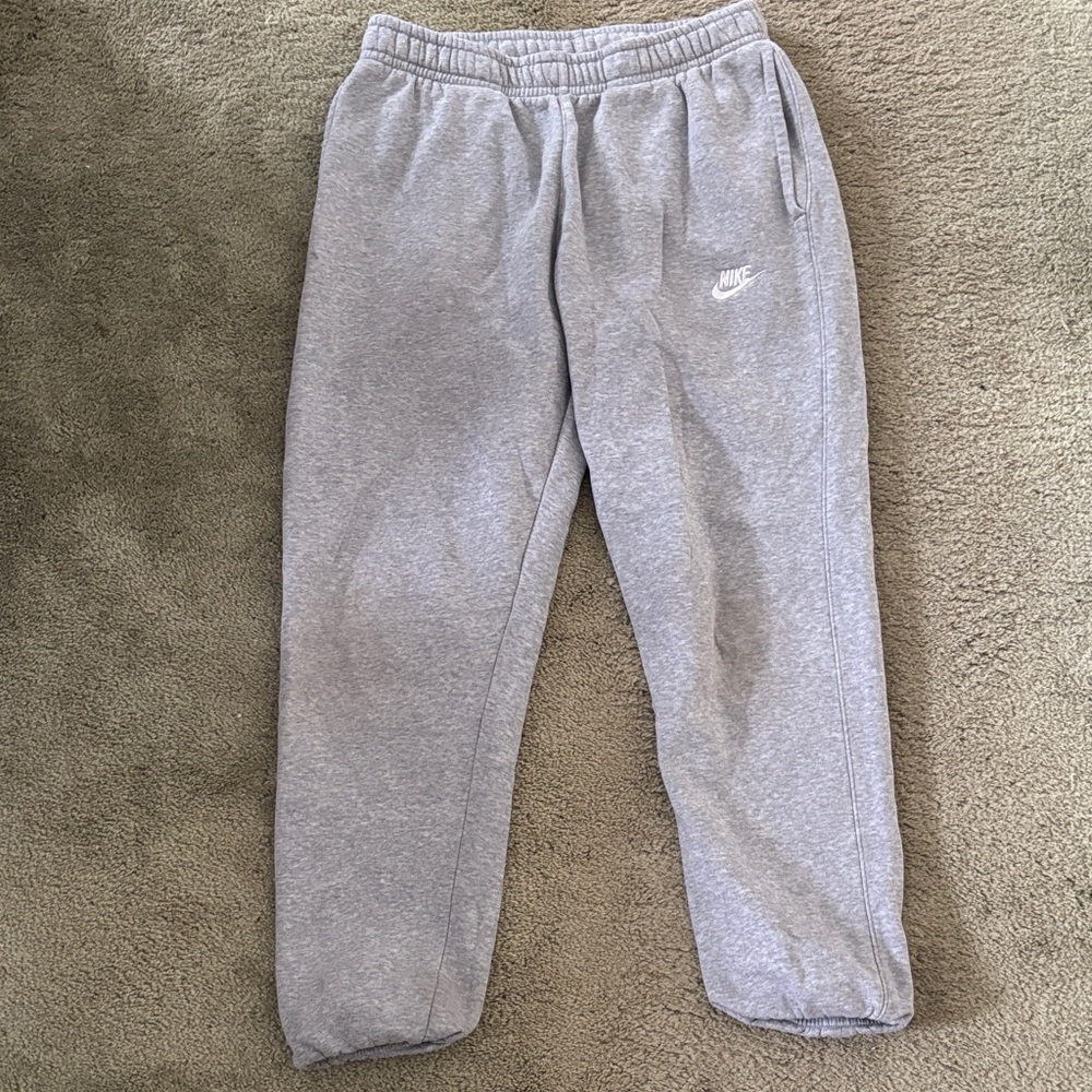 Nike Men's Gray Sweatpants